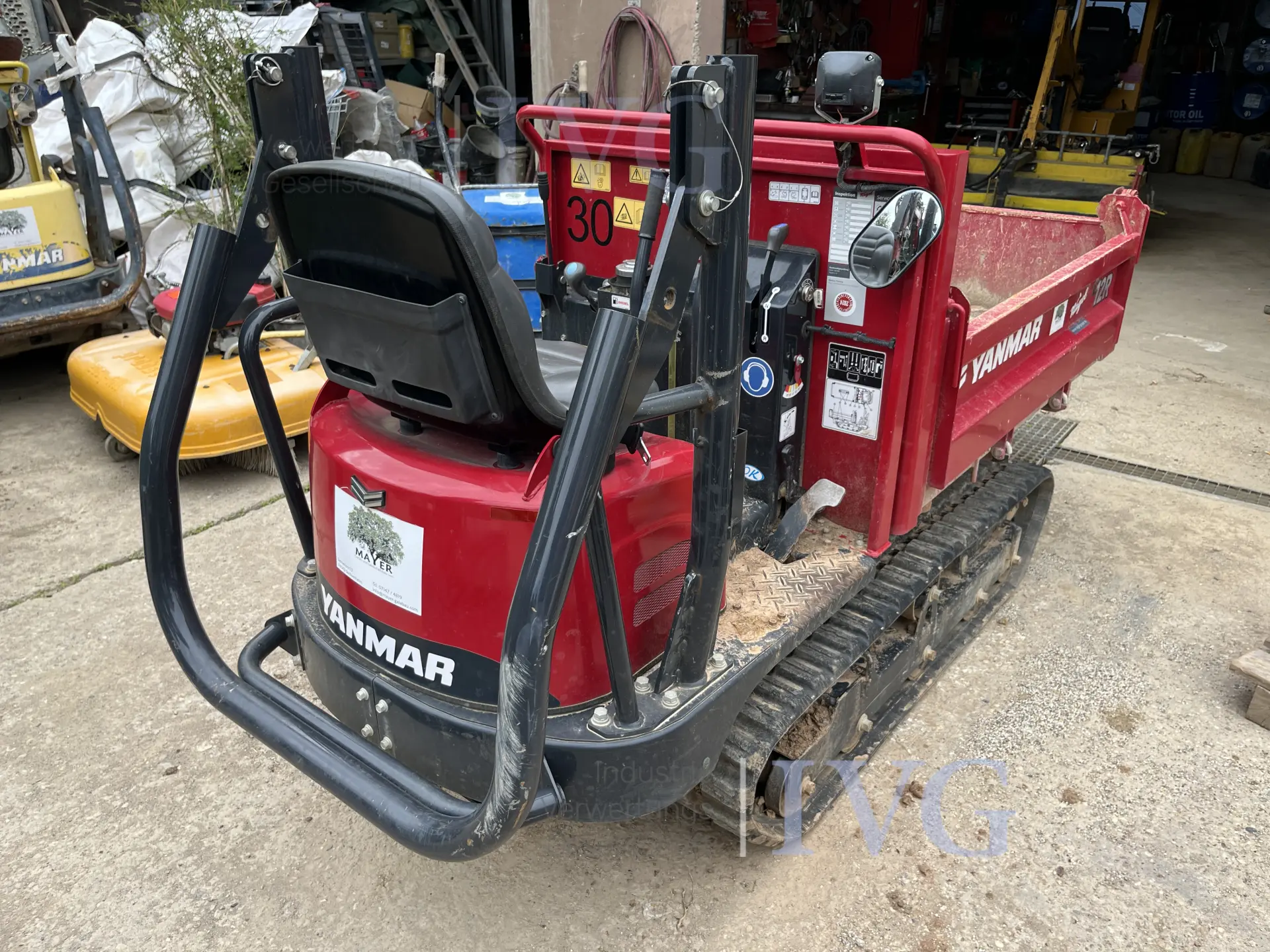 Dumper YANMAR C12R-C
